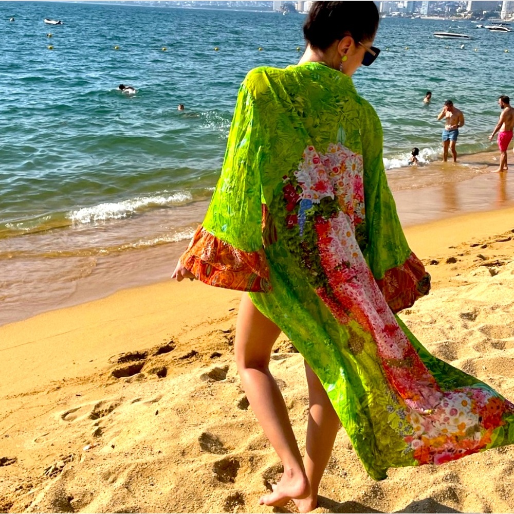 Beautiful Frida Kahlo Kimono/ cover up cotton with embroidery fresh and light